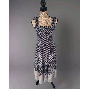 Style House Maxi Dress Small Sleeveless Smocked Lightweight Rayon